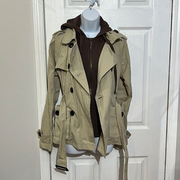 NWT Dollhouse 2 in 1 Women's Khaki removable hooded trench coat Size L - Picture 2 of 12